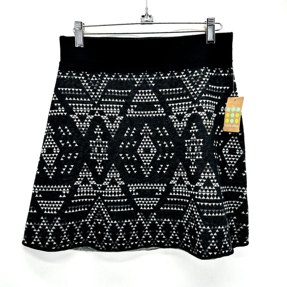 NWT Title Nine Merino Wool A-Line Skirt Mini Size XS Black Aztec Preppy Outdoor - Picture 1 of 7